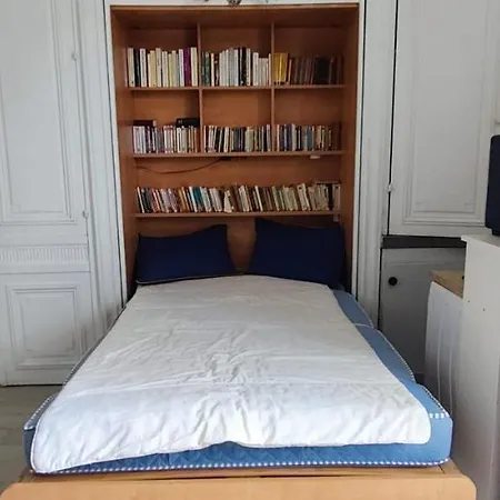 Atypical T2 Of 35 M With Garden Near The Sea *