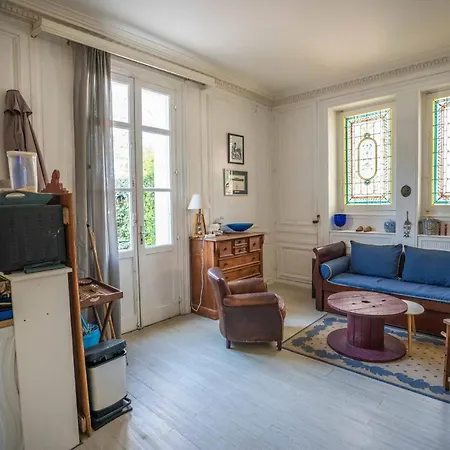 Atypical T2 Of 35 M With Garden Near The Sea * Arcachon
